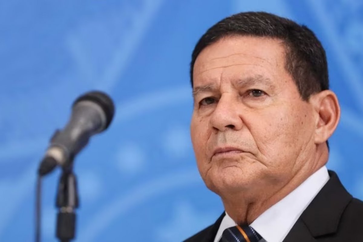Mourão diz que Bolsonaro ainda é 'grande líder da direita brasileira'