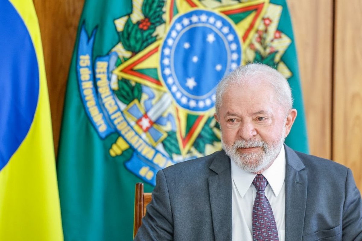 Diplomata ucraniano rebate Lula após presidente defender concessão da Crimeia à Rússia