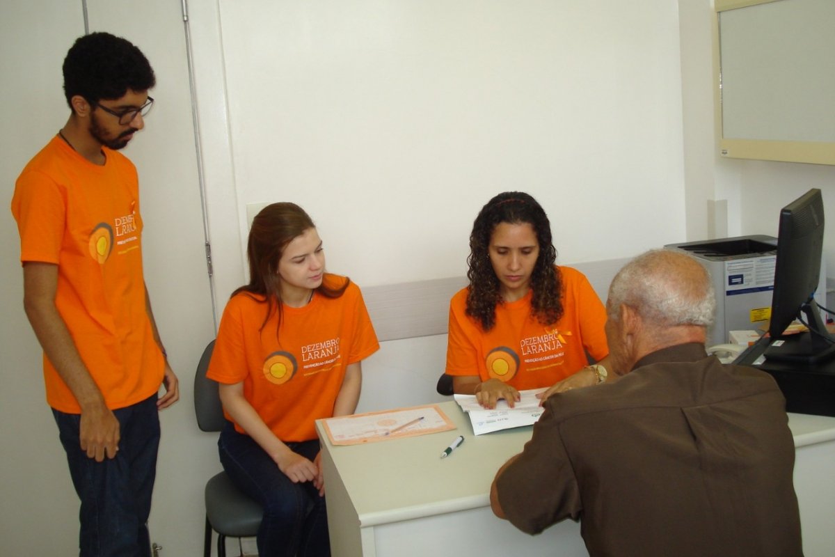 Mutirão oferta atendimento gratuito para prevenção do câncer de pele na Bahia