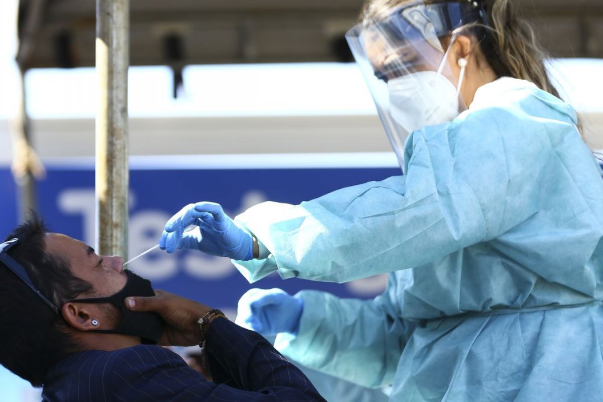 Pesquisa aponta prejuízos de memória em infectados por covid-19 