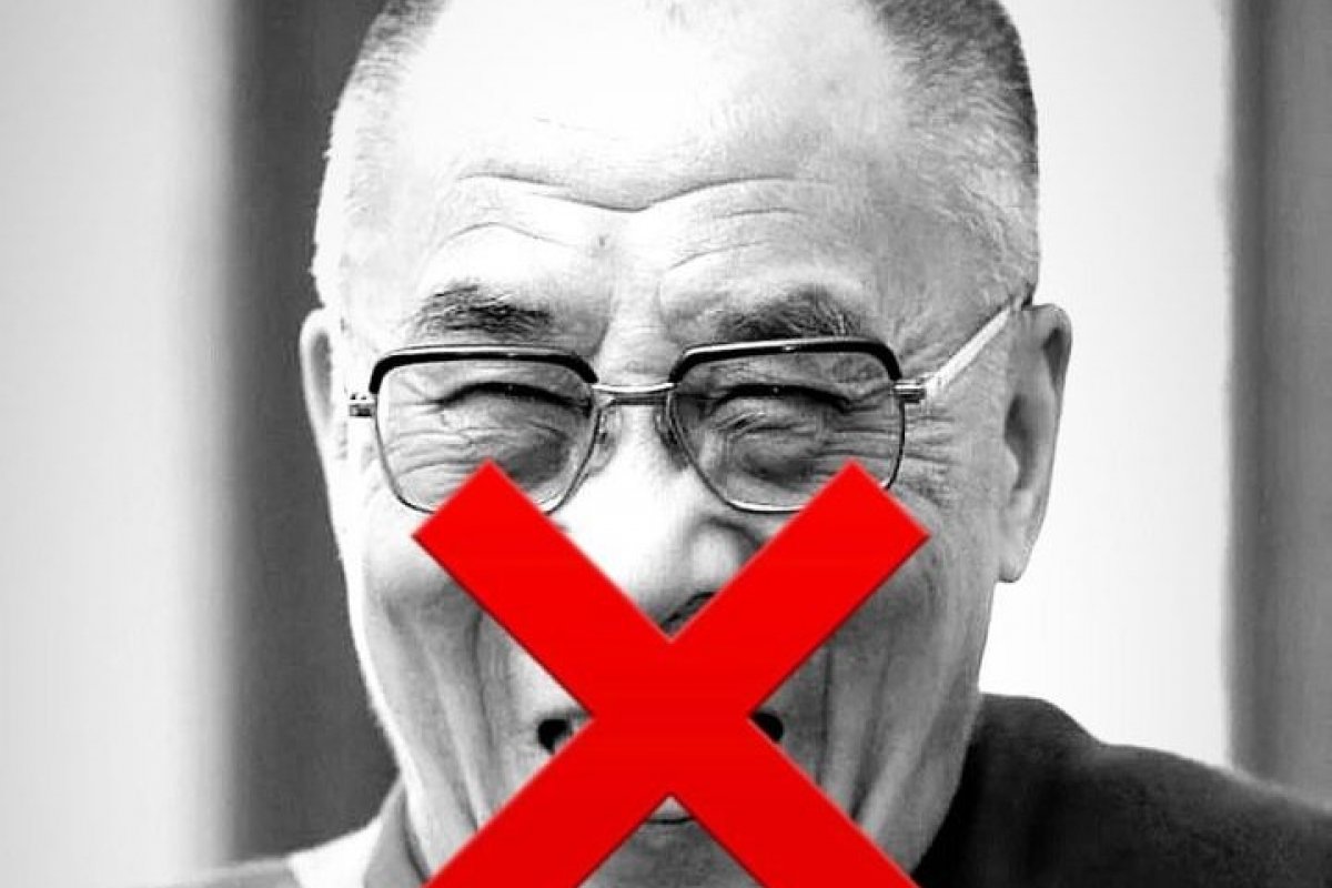 Dalai Lama pede desculpas após vídeo pedindo a criança para “chupar” sua língua!