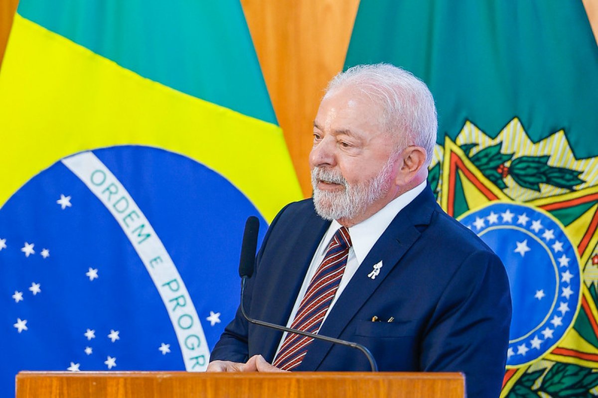 Pesquisa Atlas: desaprovação a Lula cresce entre janeiro e abril
