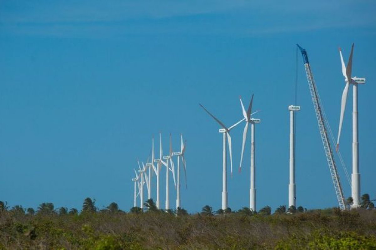 Governo planeja investir R$ 50 bilhões em energia renovável em 2023