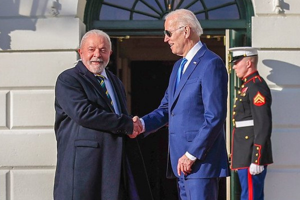 EUA suspeitaram que Putin usaria plano de Lula em seu favor
