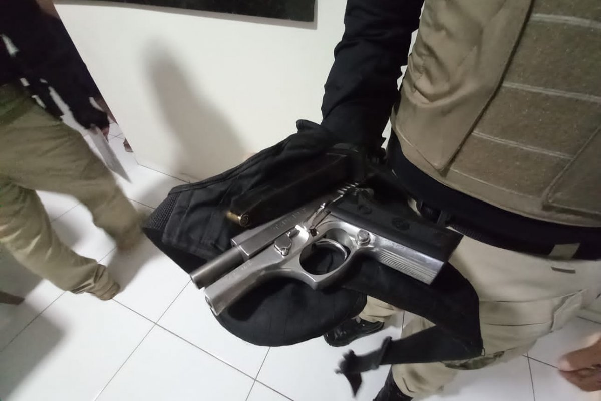 Sargento da reserva da PM é preso investigado por participação em grupo de extermínio