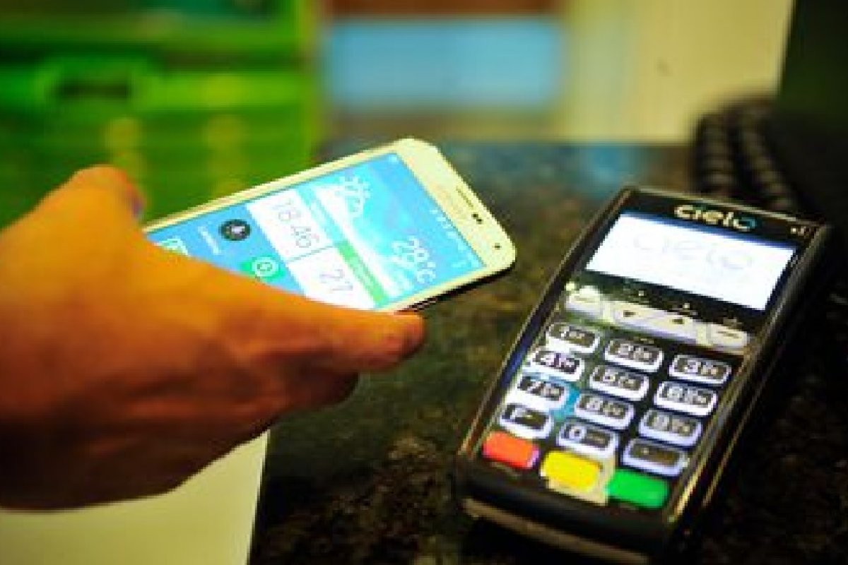 E-commerce bate recorde em 2022 e fatura R$ 262 bilhões no Brasil