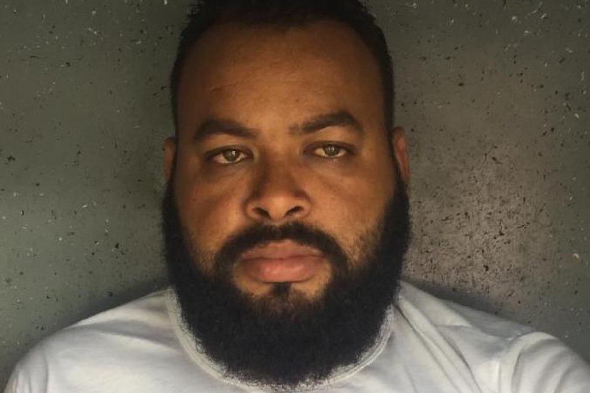 Homem é preso por suspeita de tráfico de drogas