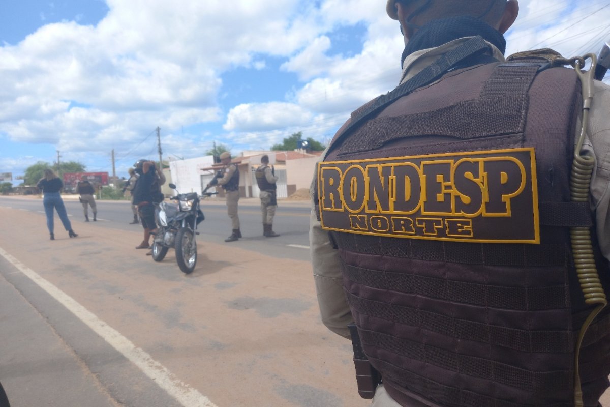 Polícia Militar encontra 30kg de maconha em suposta distribuidora de frutas de Juazeiro (BA)