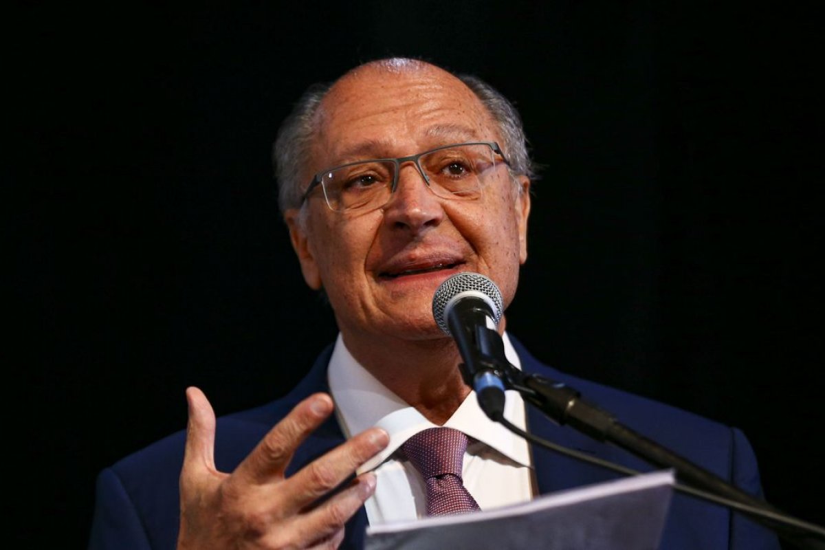 "Concorrência tem que ser leal", diz Alckmin ao defender fim da isenção de plataformas digitais