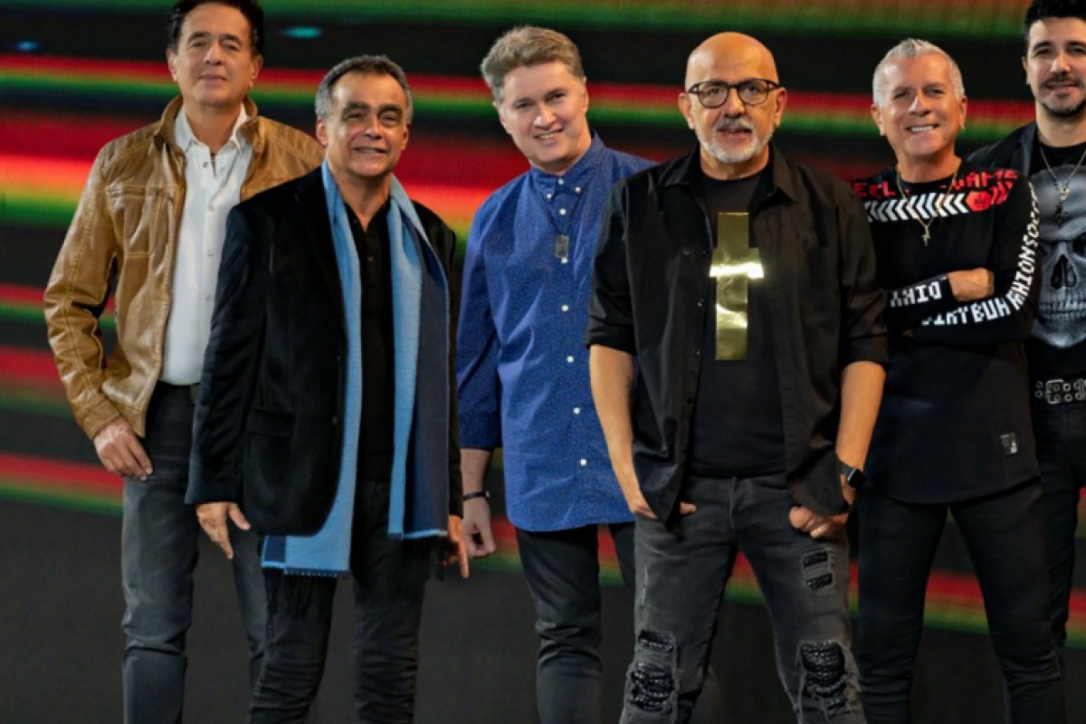 Banda Roupa nova faz show em Lauro de Freitas para comemorar 40 anos de carreira
