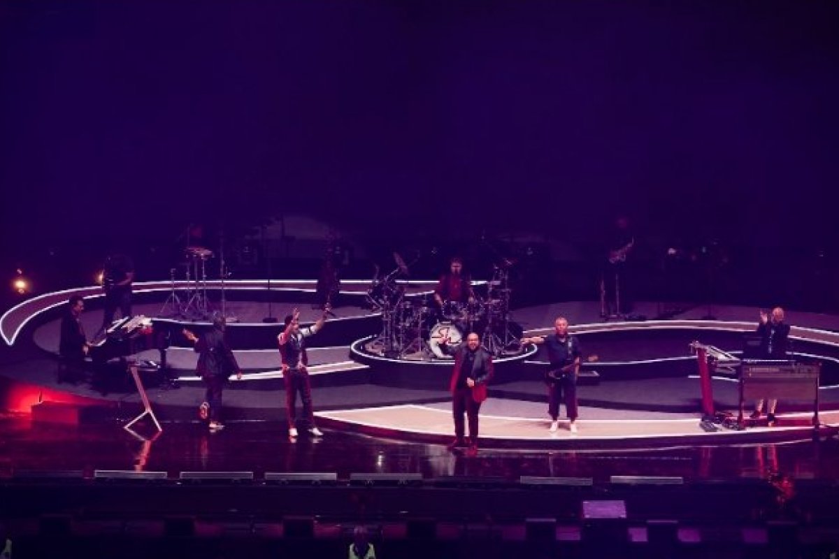 Roupa Nova se junta a Tiago Abravanel para nova versão do sucesso dos anos 80, “Clarear”!