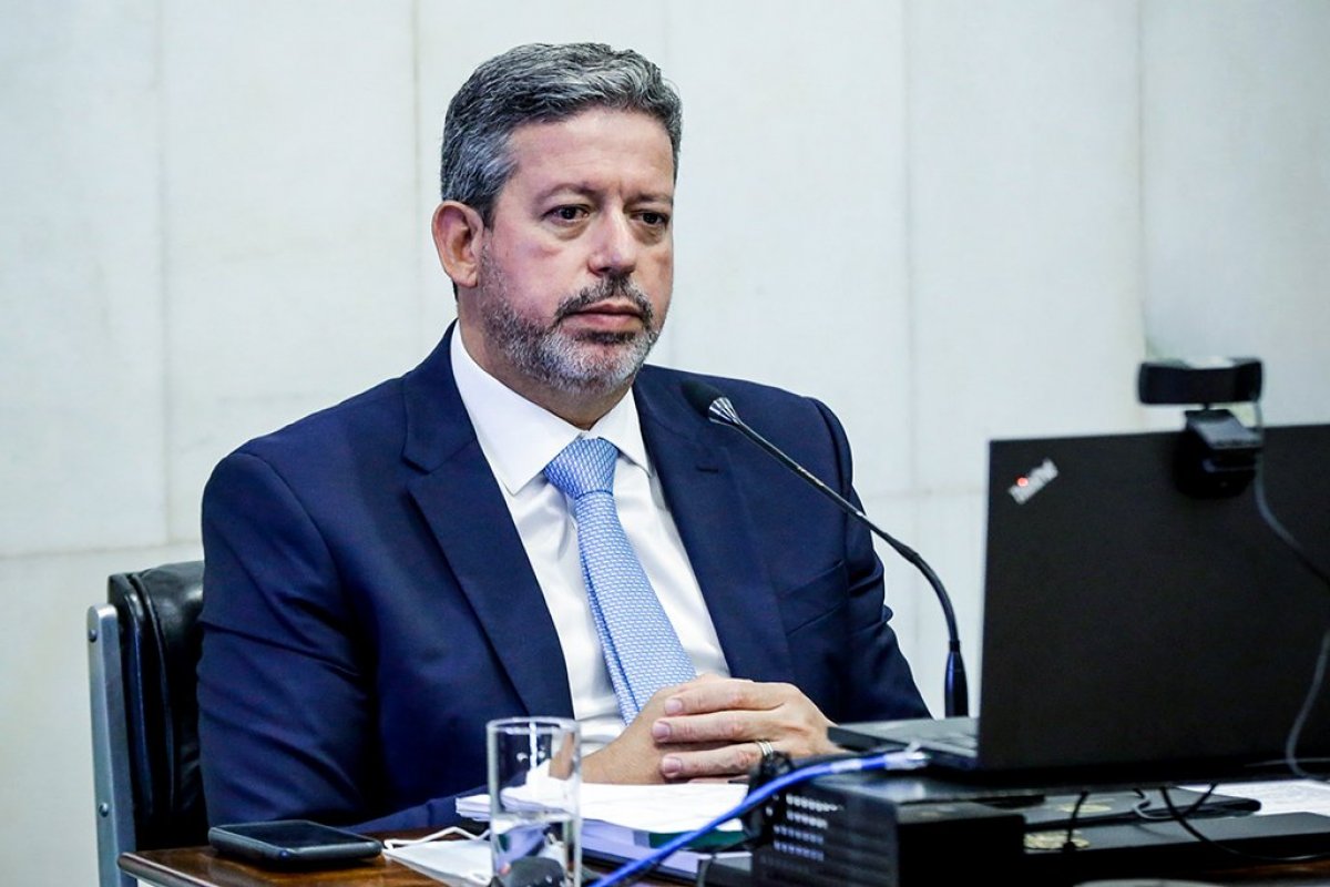 Lira diz que arcabouço fiscal não terá 'nenhuma dificuldade' para ser aprovado com brevidade na Câmara