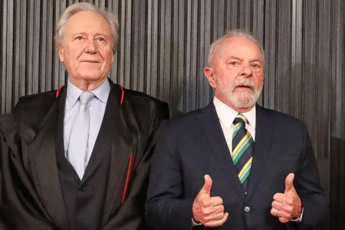 Lula pretende se reunir com Lewandowski antes de escolher indicado a ministro do STF