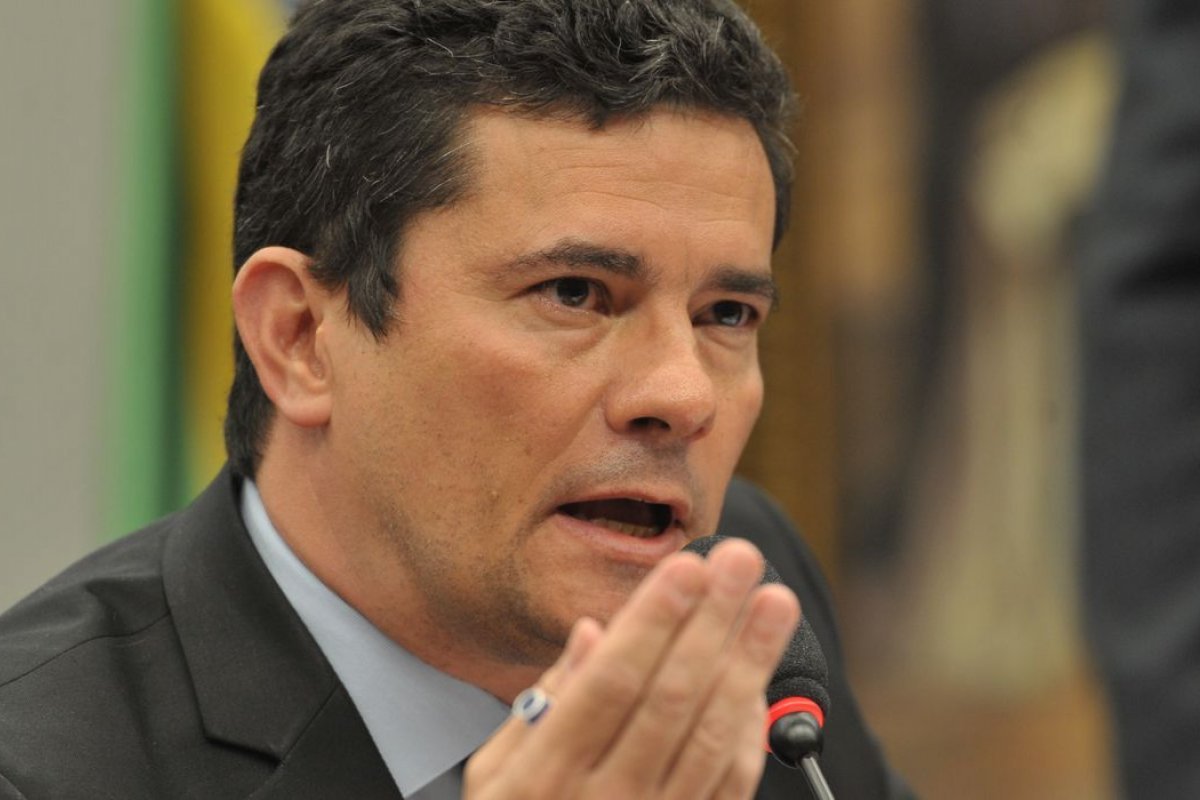 Moro repudia pedido da PGR de prisão por suposta prática caluniosa contra Gilmar Mendes