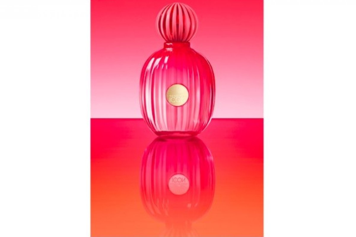 Antonio Banderas lança versão feminina da fragrância The Icon!