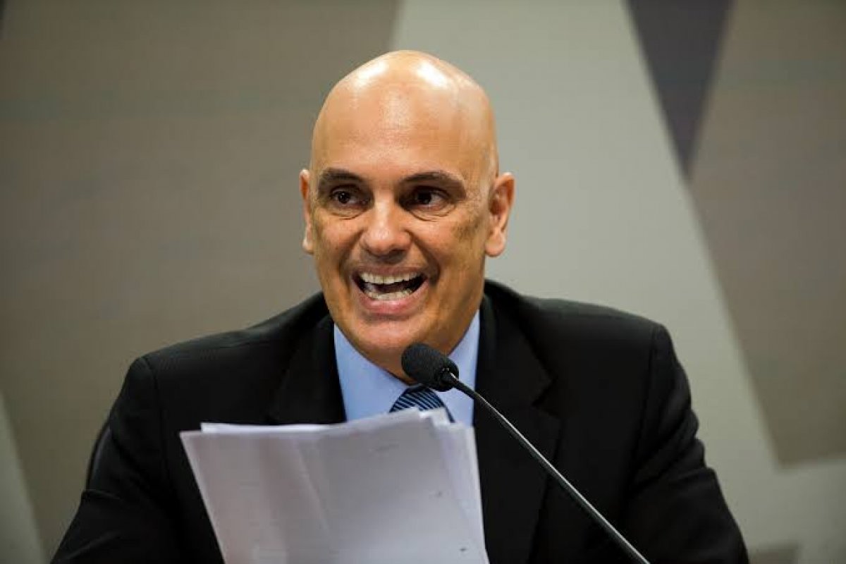 Atentado em Brasília: Moraes vota para tornar réus 100 denunciados