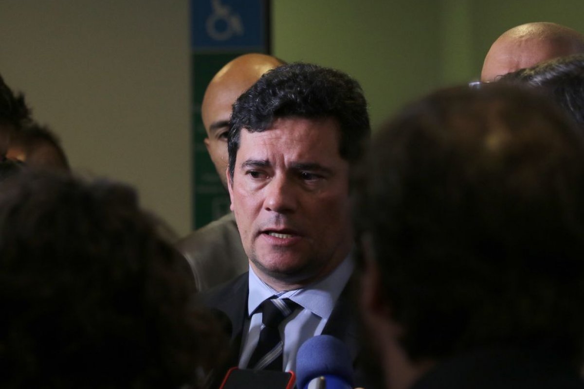 Após ser denunciado por Calúnia, Moro deve se reunir com presidente do STF