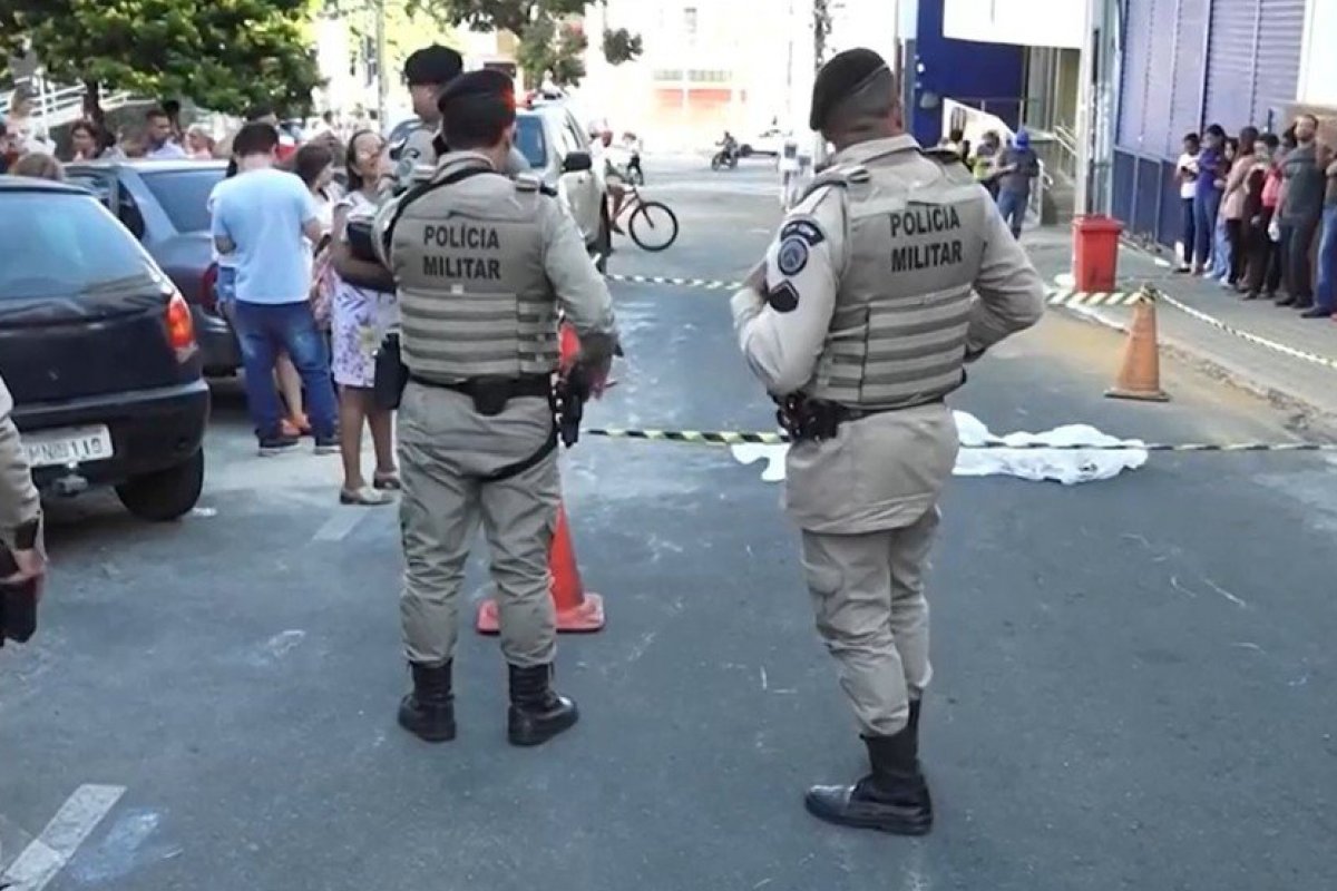 Mulher morre após ser atropelada por moto em Vitória da Conquista