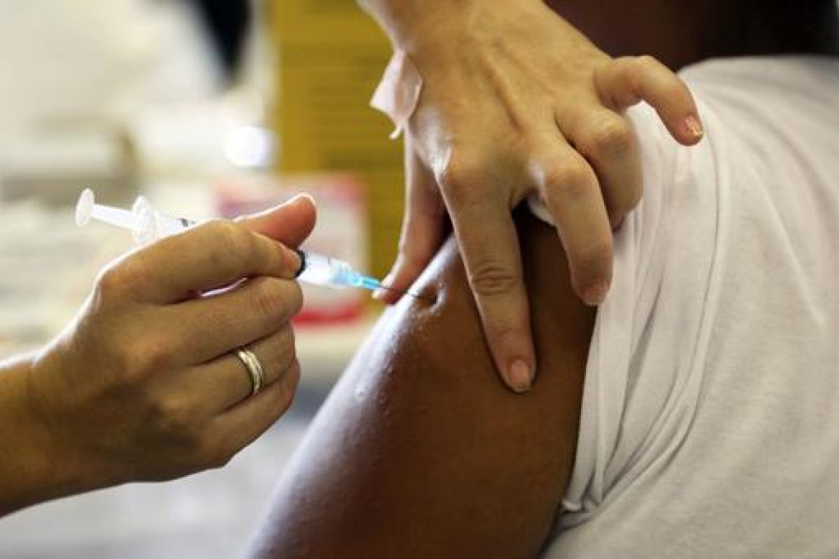 Relatório da Unicef aponta queda da cobertura vacinal infantil no Brasil e na Angola