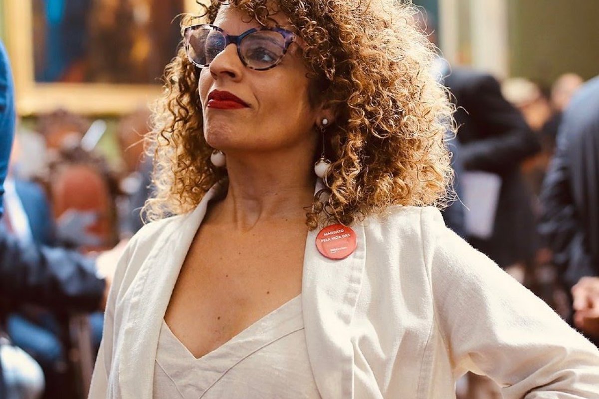 Violência nas escolas: Maria Marighella se posiciona contra militarização na educação