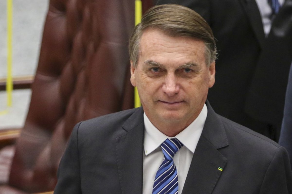 TCU apura indícios de ilegalidade em isenção de tributos para religiosos concedida por Bolsonaro