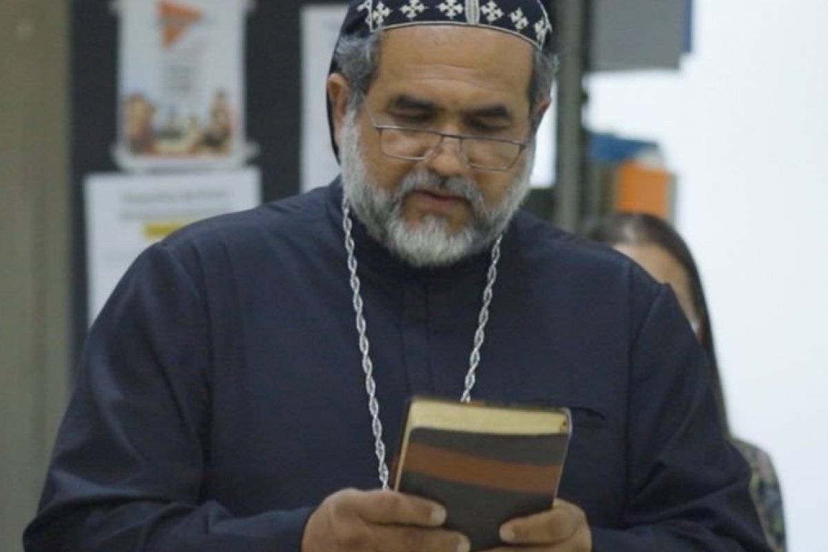 Padre Kelmon é exonerado da Igreja Ortodoxa Grega e proibido de ministrar celebrações ou bênçãos