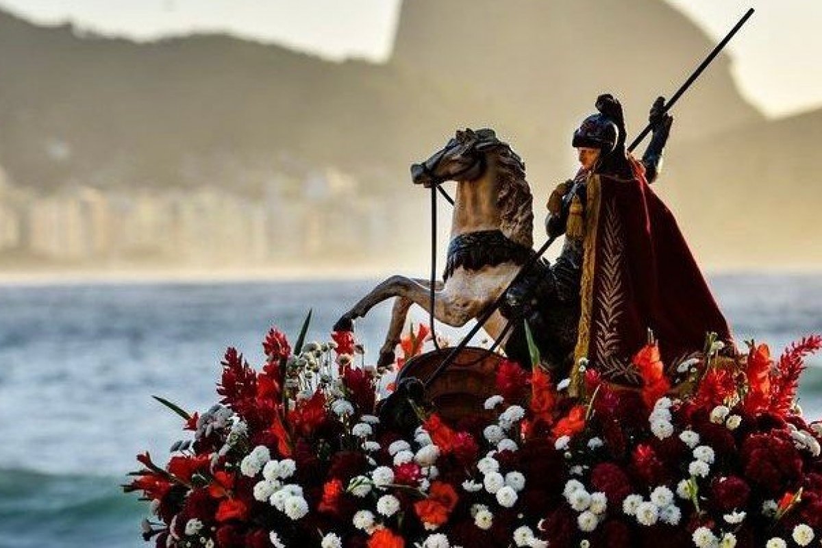 São Jorge é celebrado por devotos neste domingo (23)