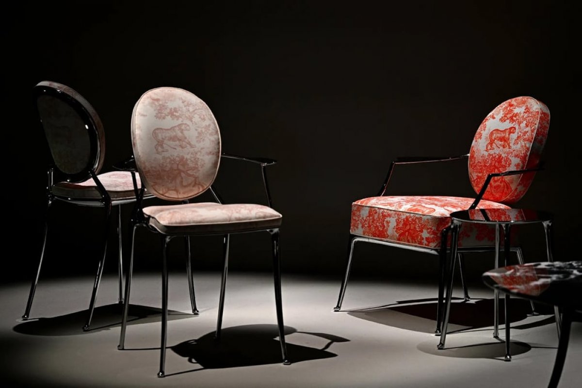 Designer Philippe Starck apresenta a poltrona Monsieur Dior em Milão! 