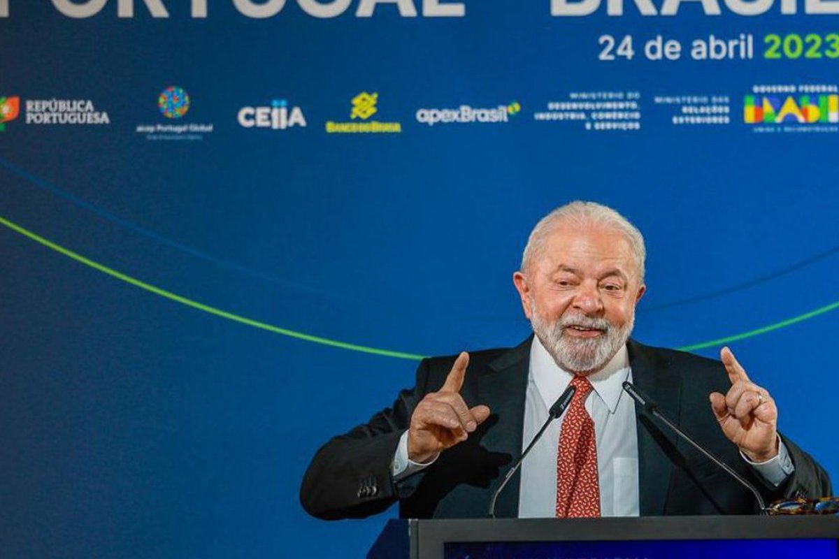 Lula volta a criticar privatizações: “Patrimônio ficou menor e serviço não melhorou”