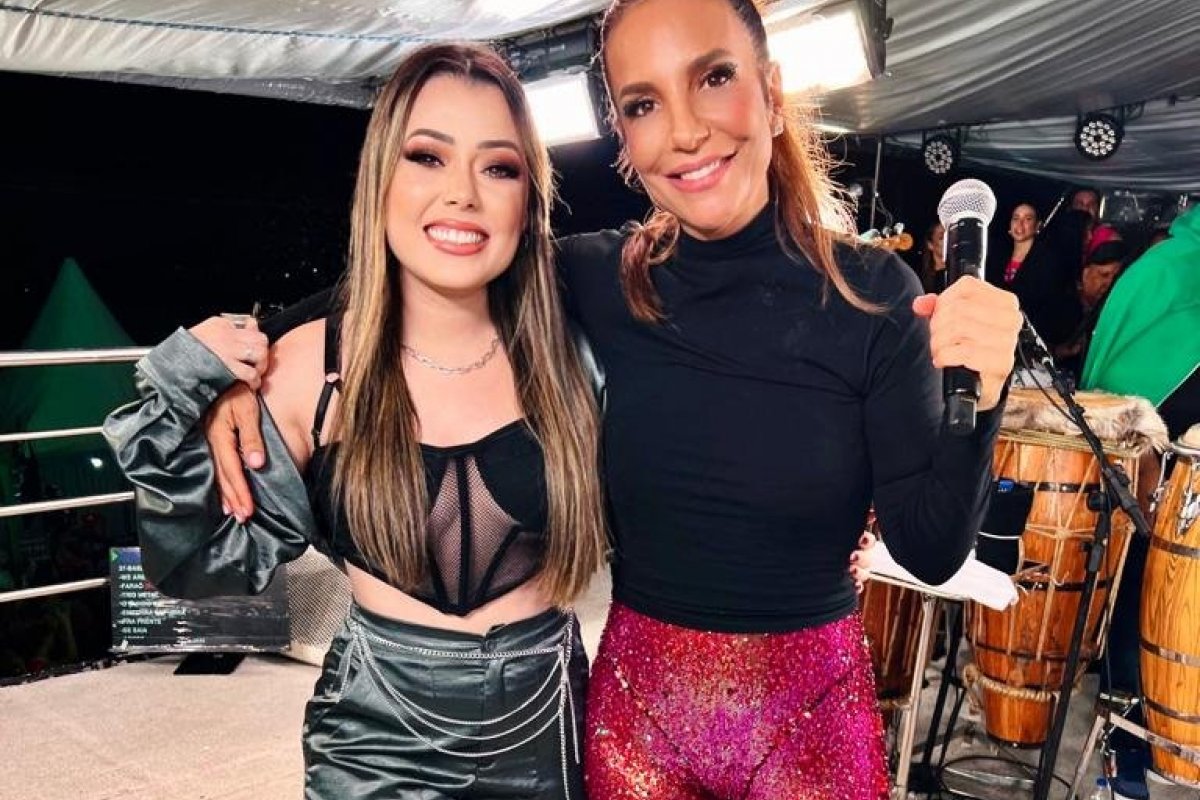 Ivete Sangalo faz surpresa durante show e convida cantora Larissa Gomes para participação! 