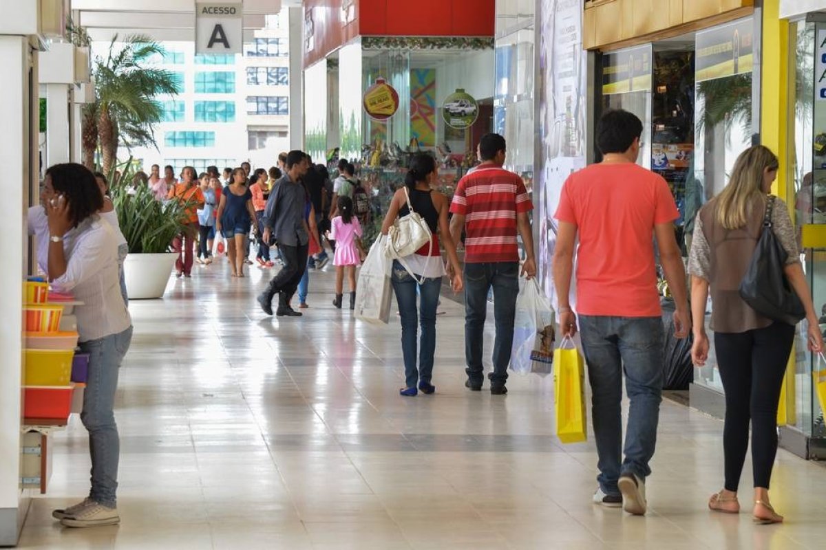 Setores ligados ao Dia das Mães devem crescer 5,4% em maio, diz pesquisa