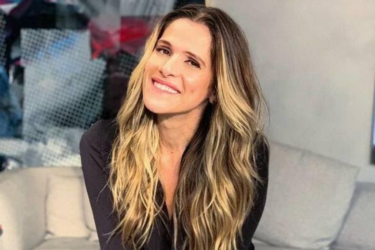 Em clima de Natal, Ingrid Guimarães impressiona ao mostrar sua árvore