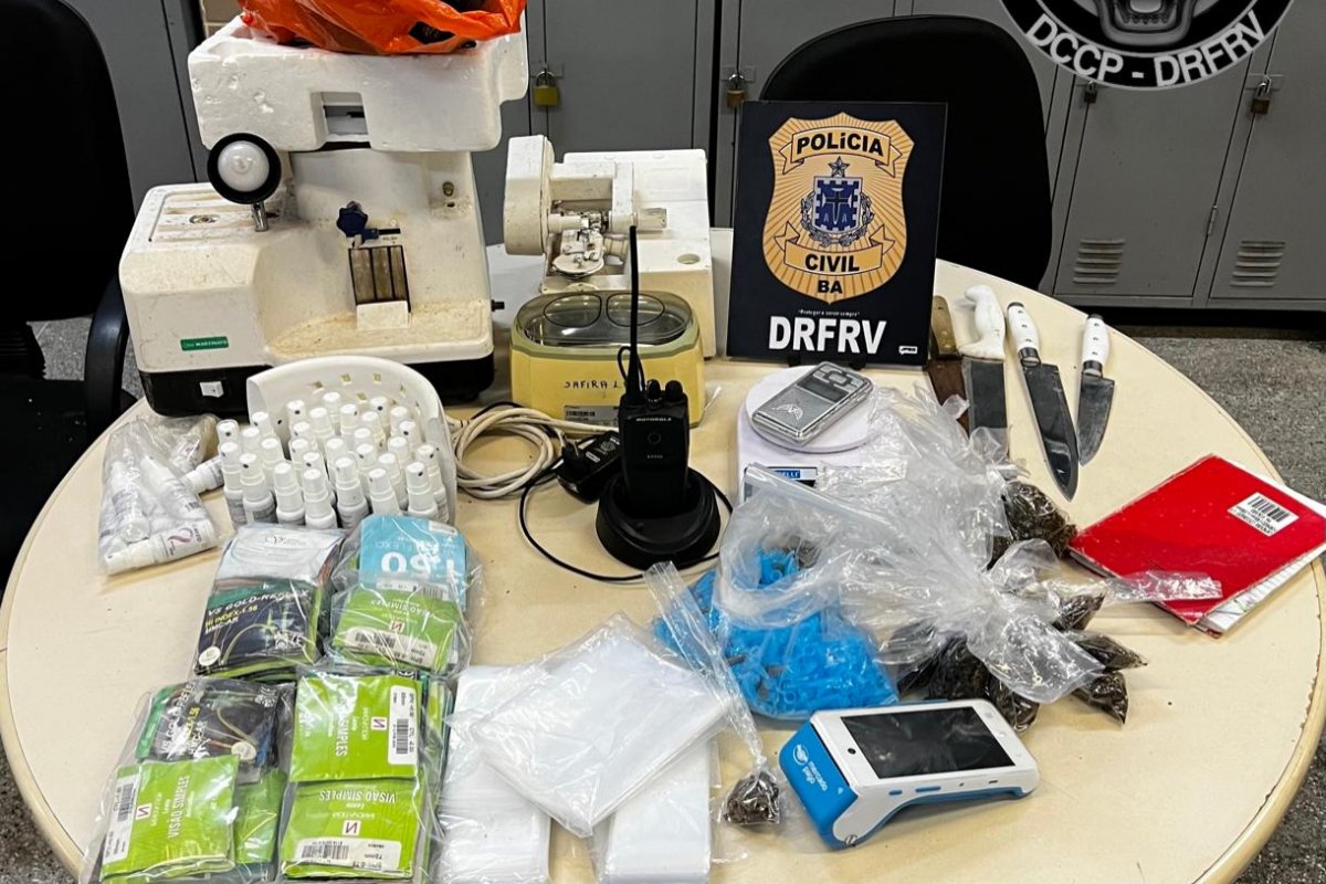 Homem é flagrado vendendo drogas no Parque São Cristóvão