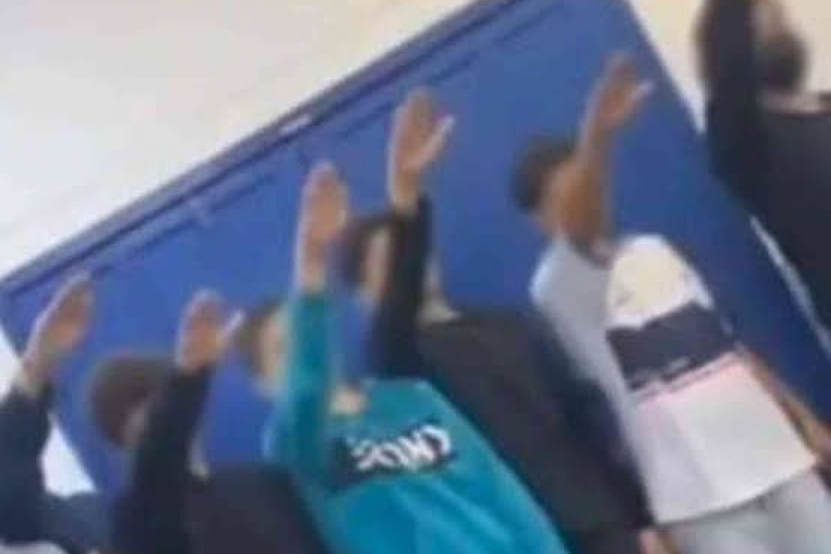 Atos neonazistas em escolas sobem 760% no Brasil em três anos, diz estudo