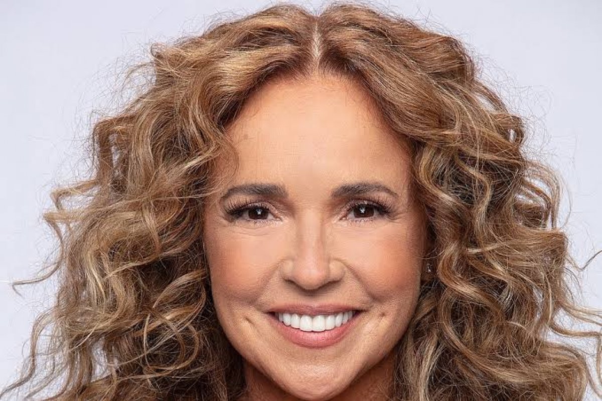 Daniela Mercury e Olodum se apresentam no Farol da Barra hoje