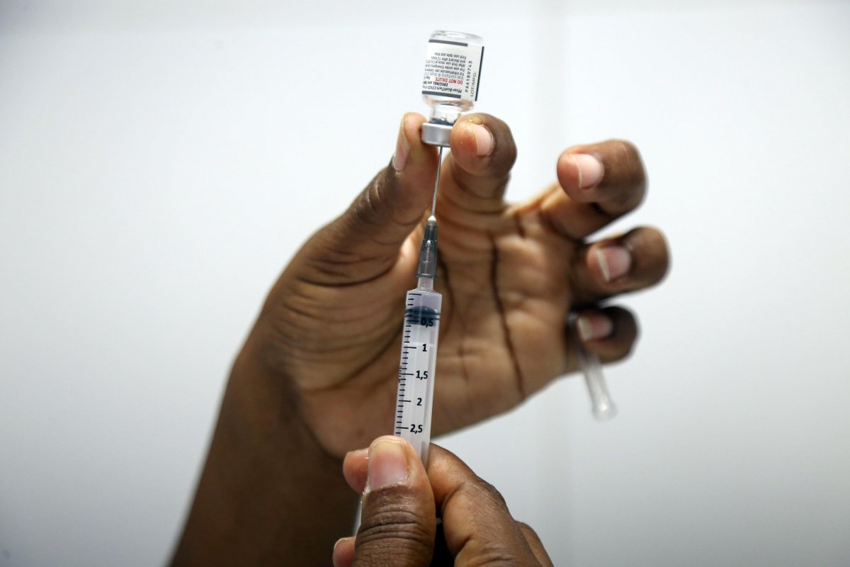 Vacinação contra covid-19 retorna em Salvador nesta terça-feira (02)