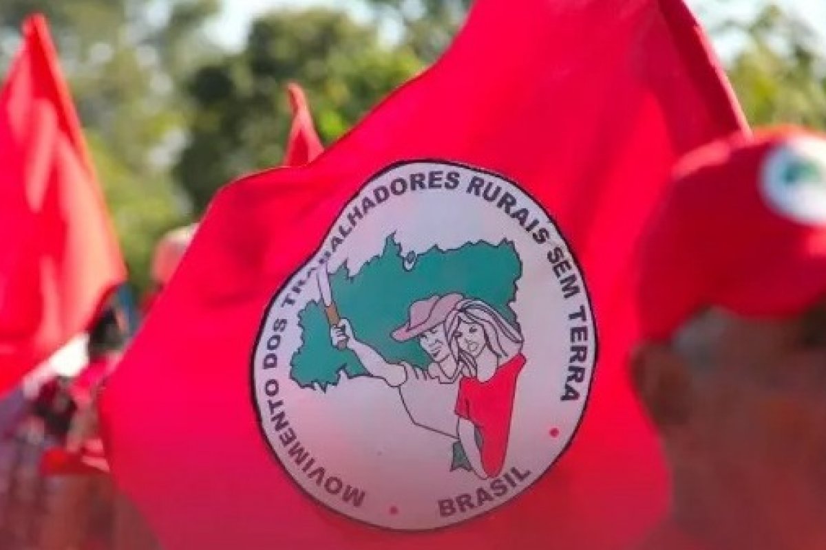 Força-tarefa de advogados oferece ajuda jurídica ao MST para enfrentar investigações de CPI