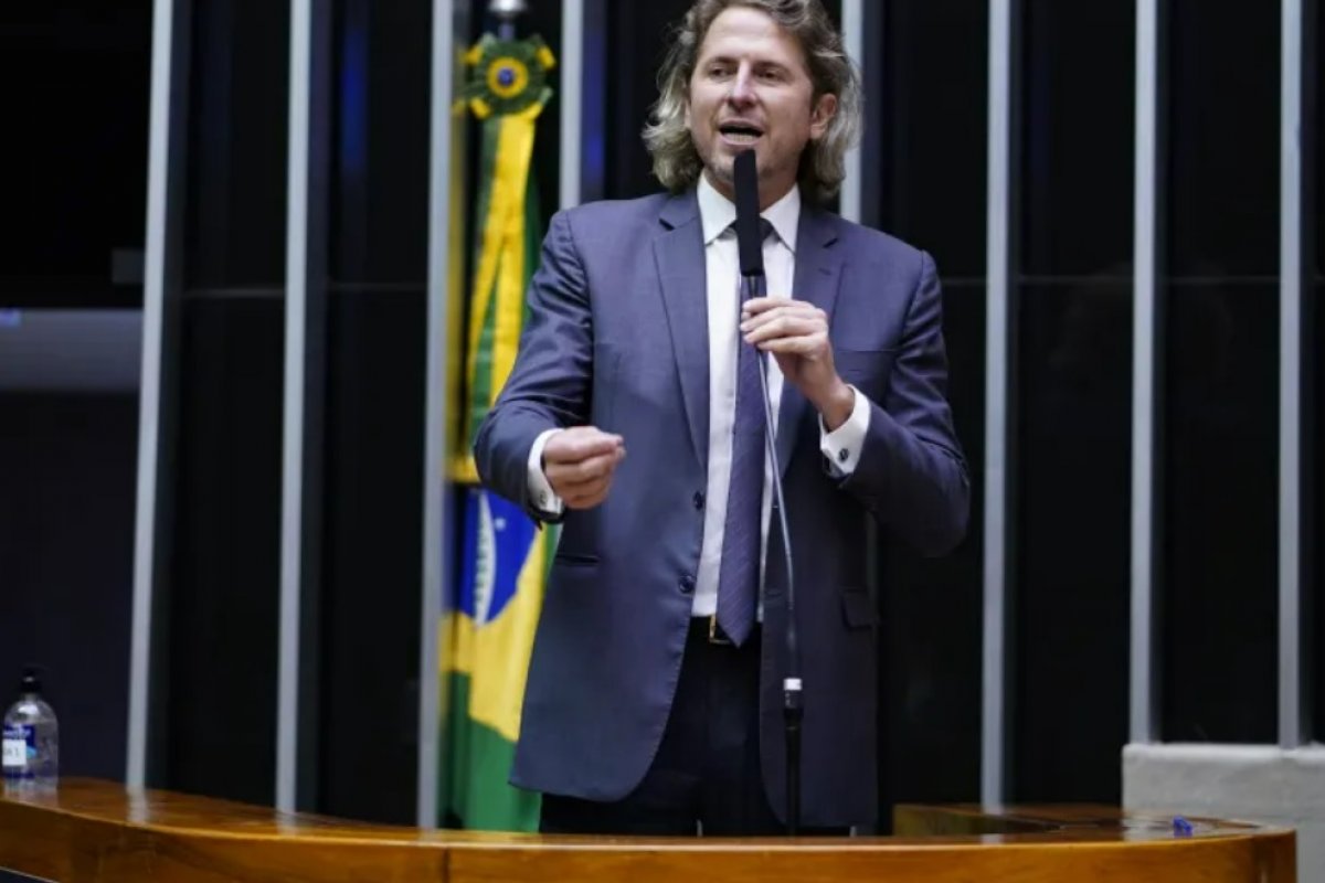 PT da Câmara adia indicações para CPMI do 8 de janeiro