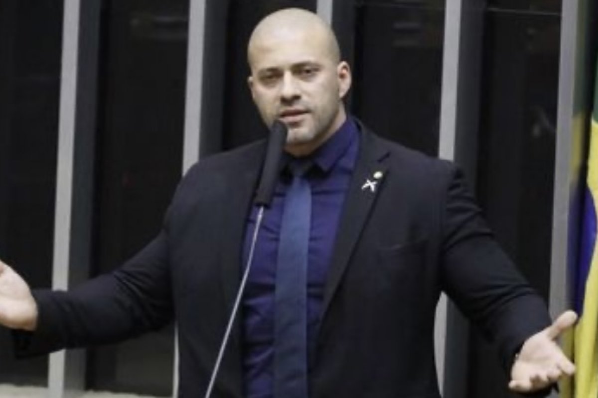 STF volta a julgar induto dado a Daniel Silveira por Jair Bolsonaro