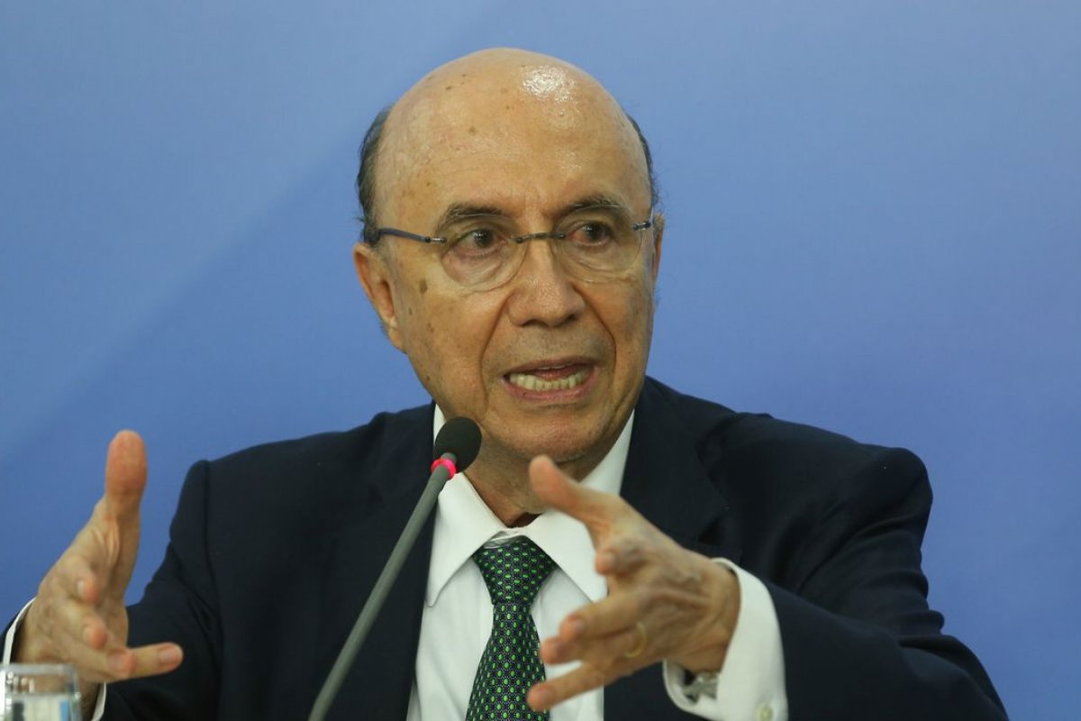 Meirelles lamenta decisão do governo acabar com teto de gastos e vê risco de Lula repetir Dilma