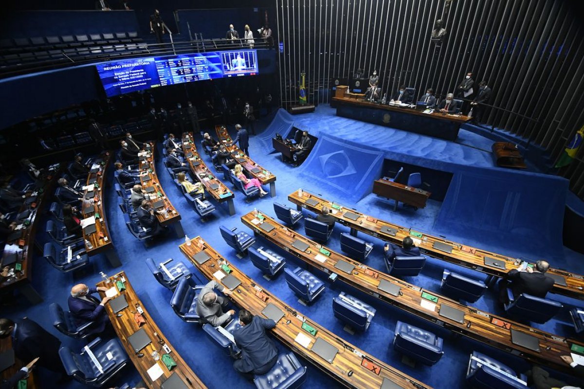 Senado Federal celebra 200 anos da Assembleia Constituinte em sessão especial