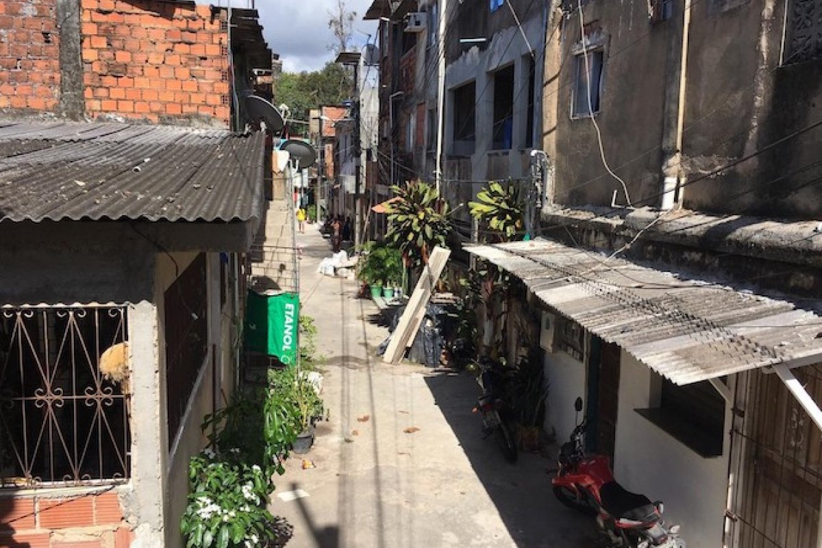 Mulher é assassinada pelo companheiro no bairro de Itapuã, em Salvador