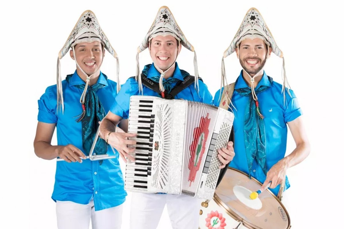 Banda Fulô de Mandacaru vai celebrar lançamento do novo DVD e aniversário de 22 anos no Forró da Amizade!