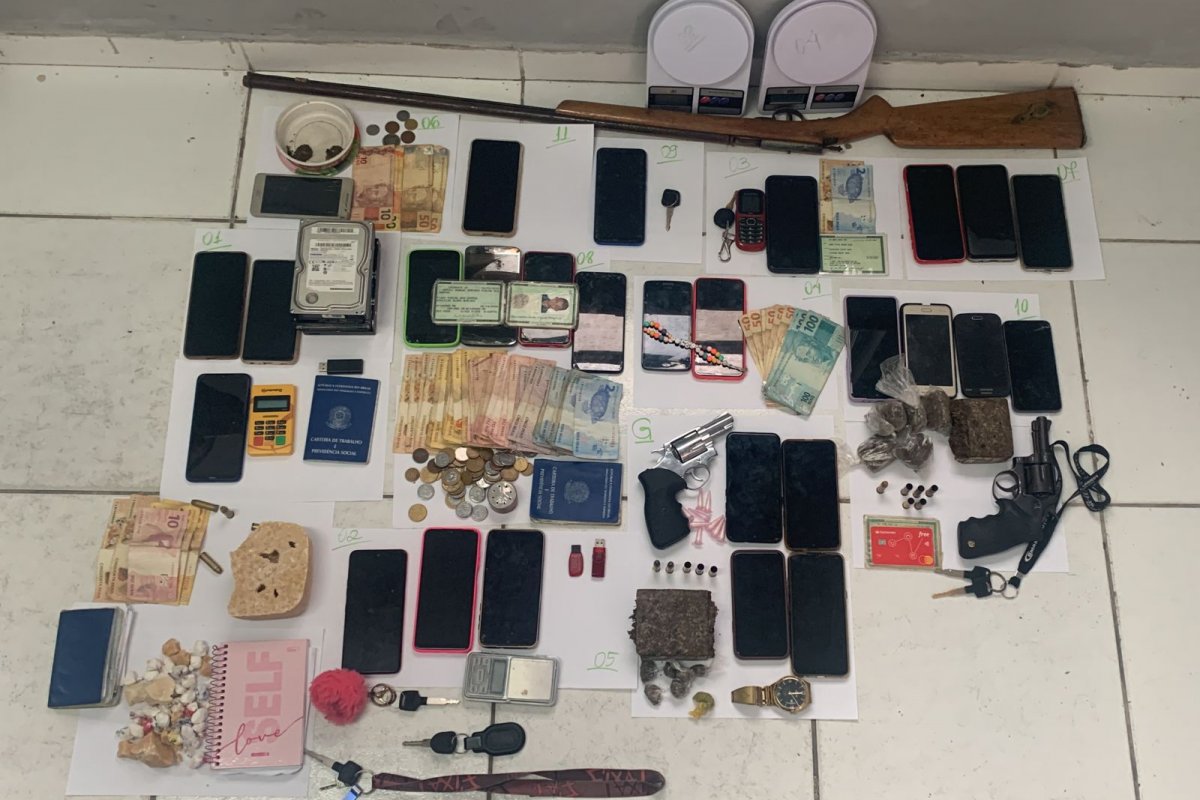 Polícia apreende mulher por tráfico de drogas durante operação em Milagres (BA)