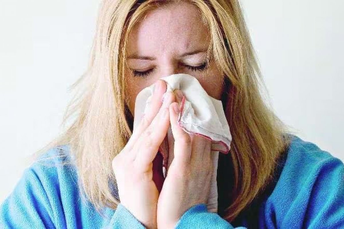 Casos de influenza crescem enquanto Covid diminui entre adultos, aponta Infogripe 