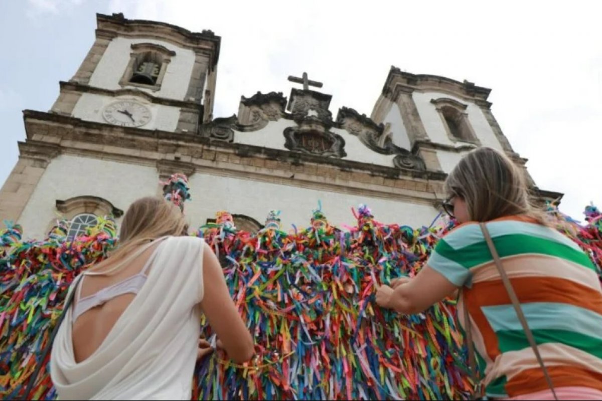 Turismo da Bahia supera média nacional em 5,4% na alta temporada