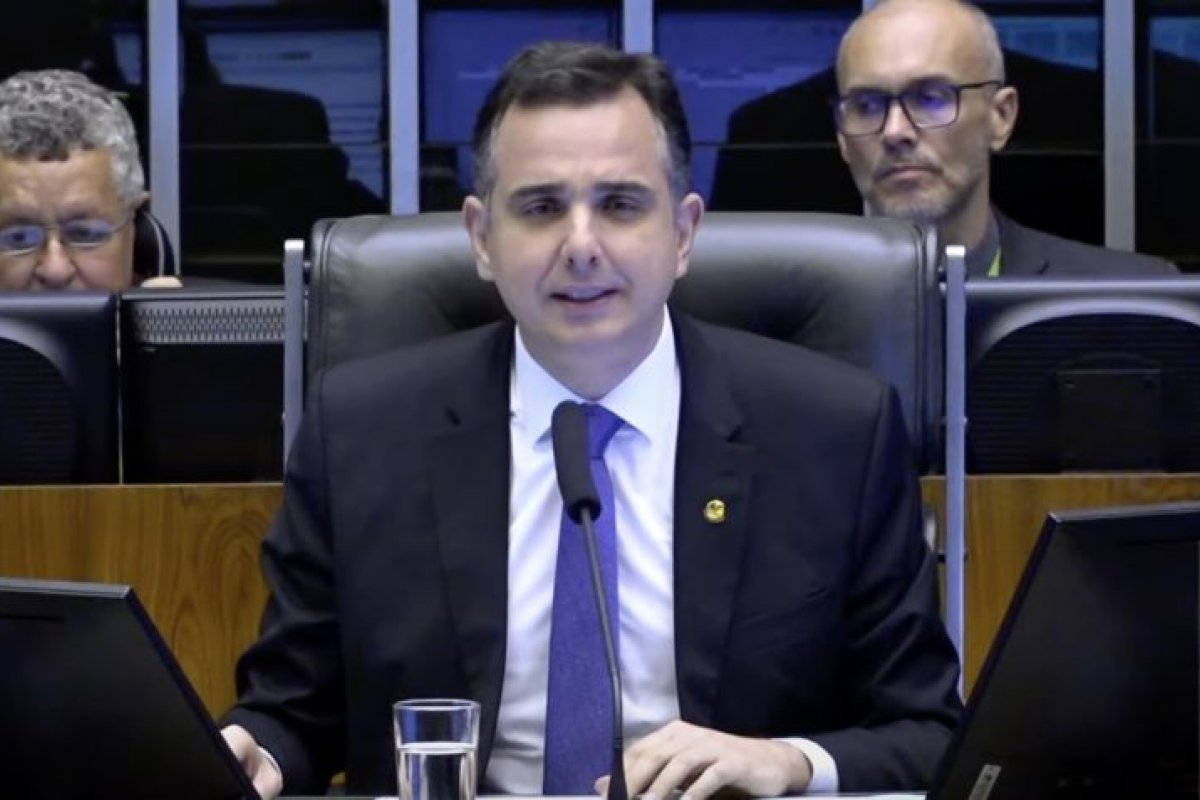 Presidente do Congresso Nacional esclarece distribuição de funções de liderança nas Casas Legislativas