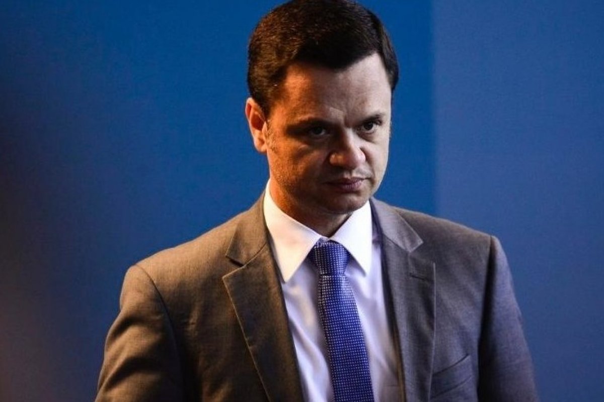 Preso há mais de 3 meses, Anderson Torres toma 8 comprimidos diários para tratar ansiedade