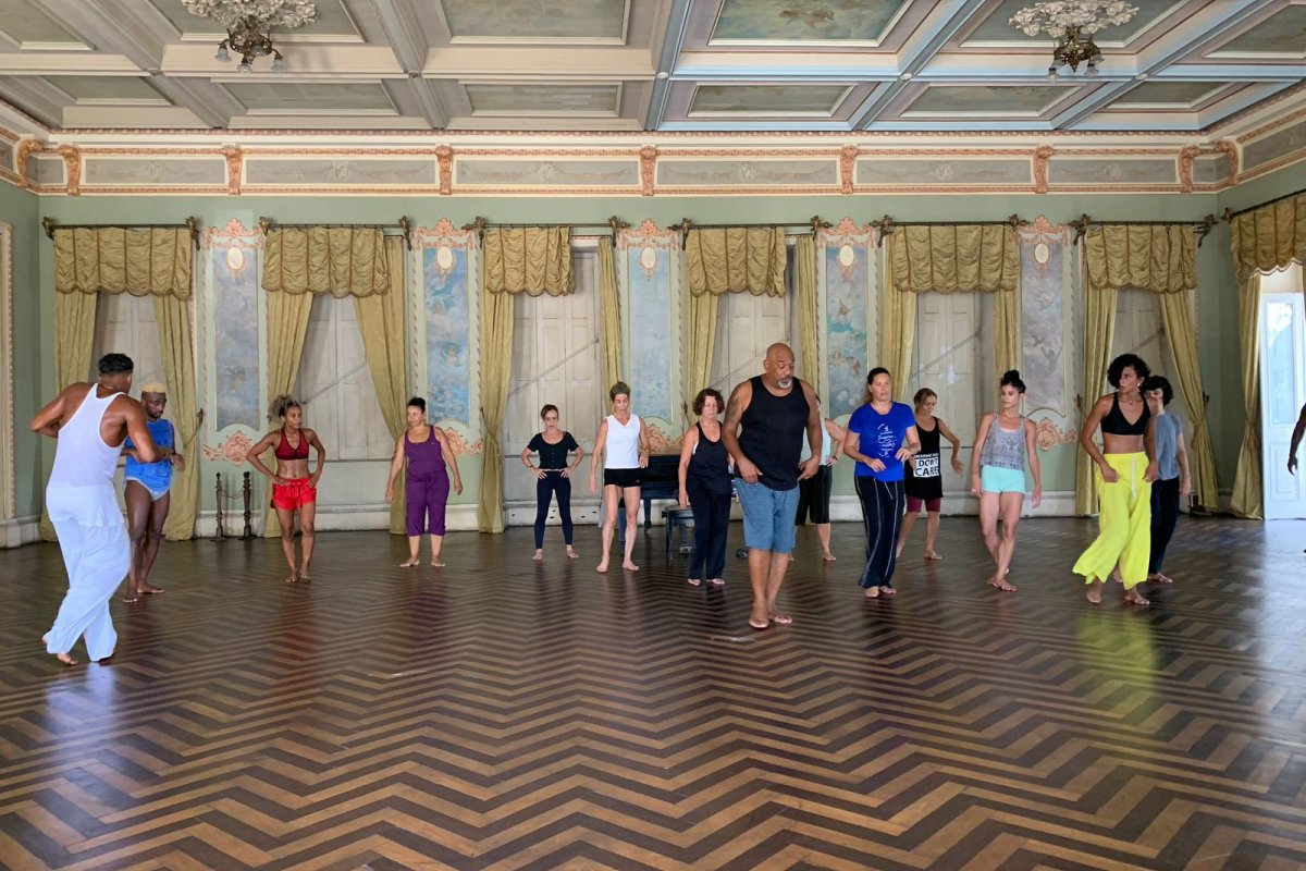 Balé do TCA anuncia novas aulas abertas no Palácio da Aclamação