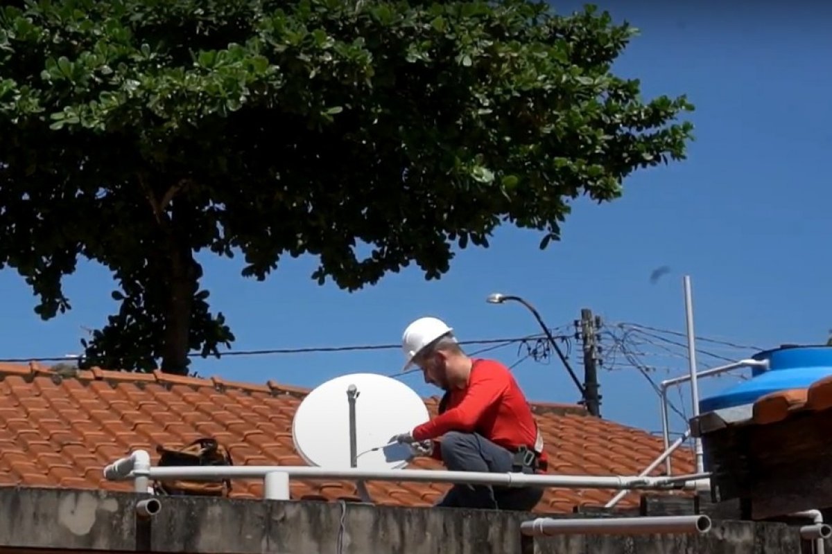 Conheça as vantagens da nova antena parabólica digital
